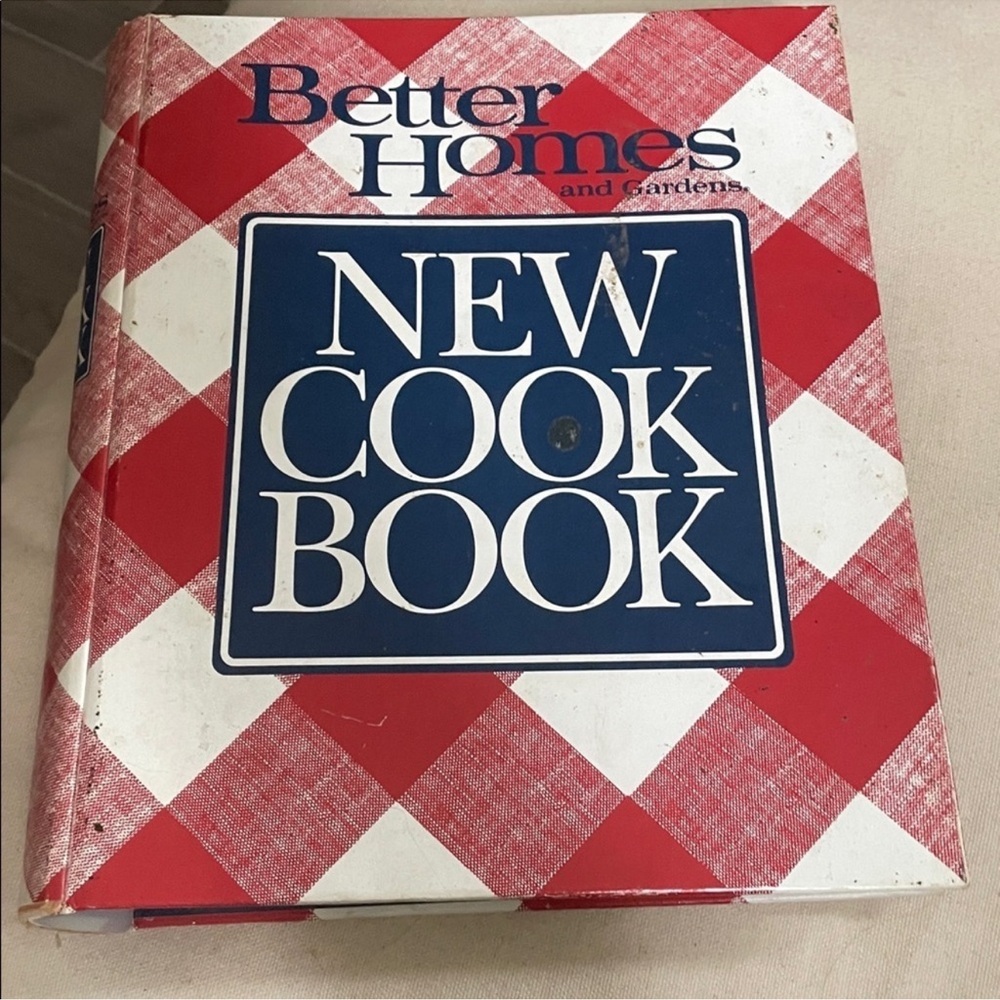 Better Homes And Gardens New Cook Book - Red and White Checkerboard Cover